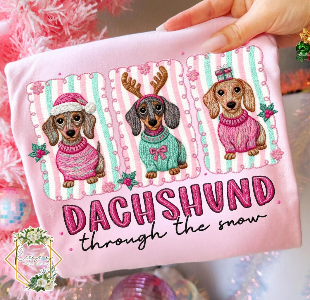 DACHSHUND THROUGH THE SNOW