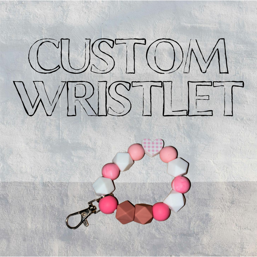 CUSTOM WRISTLET