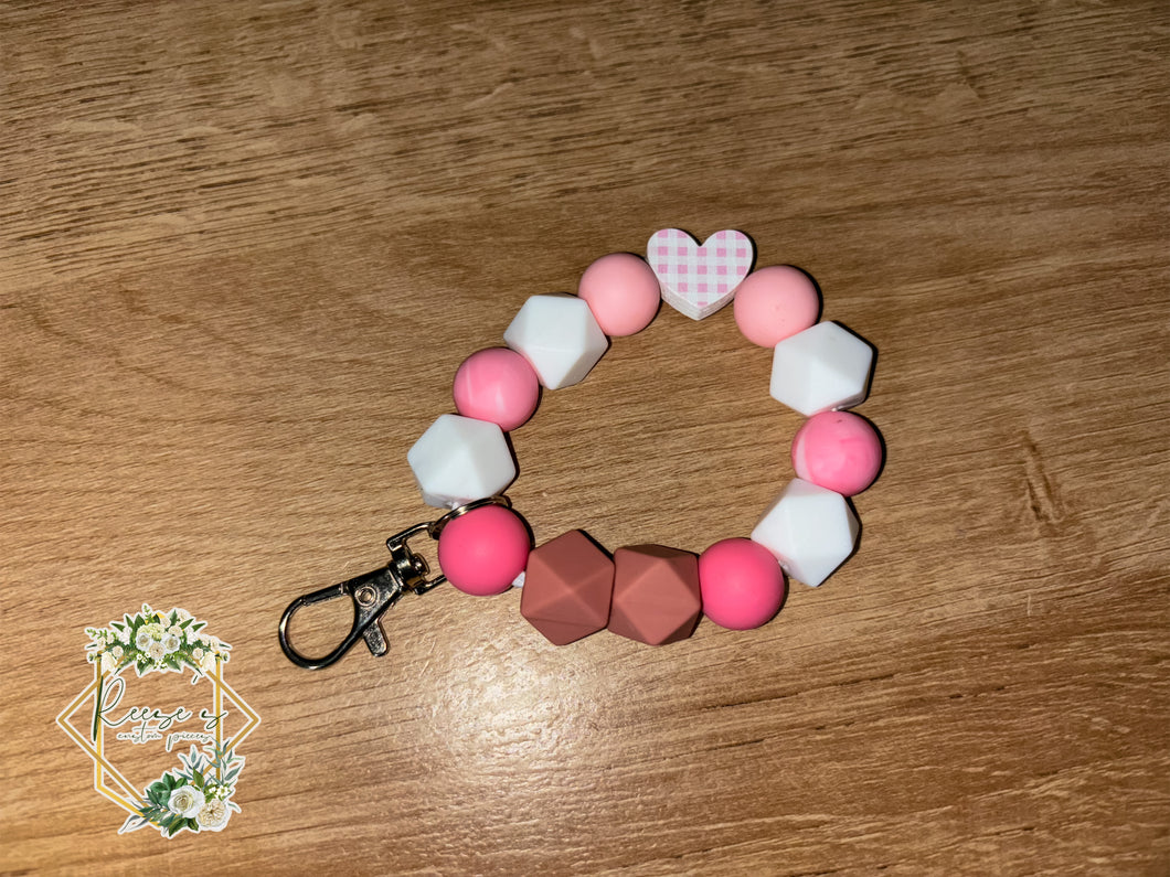 PINK HEART KEYCHAIN WRISTLET